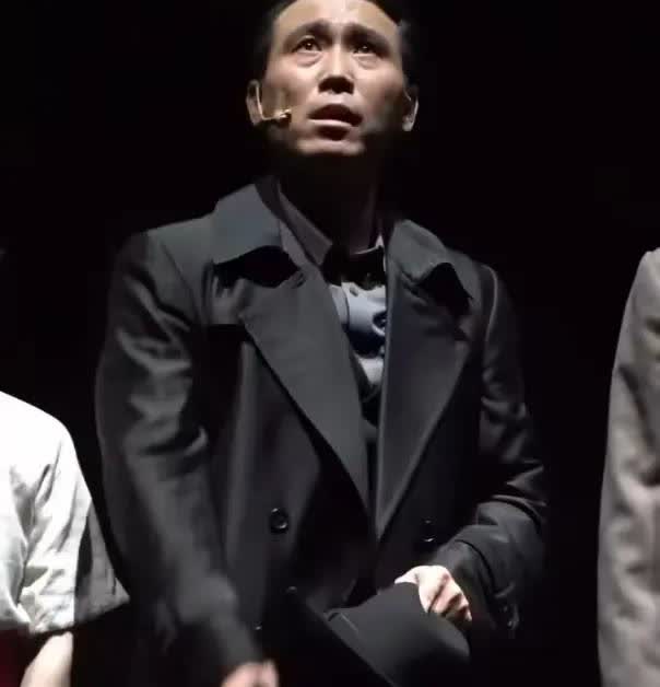 李乃文，

这几天你是真火了，

可我还是建议你不要出来演出了，


