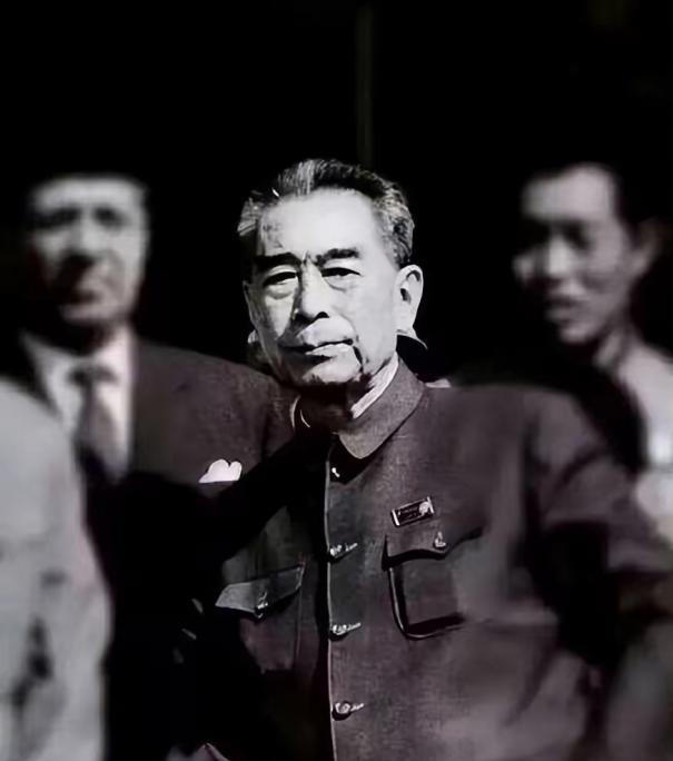 美国总统尼克松发自肺腑说道：“中国如果没有周恩来，就可能不会燃起革命之火，如果没