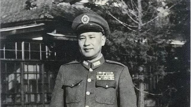 毛主席评价蒋介石：他手下有三大悍将，重用一位都不会败得这么惨