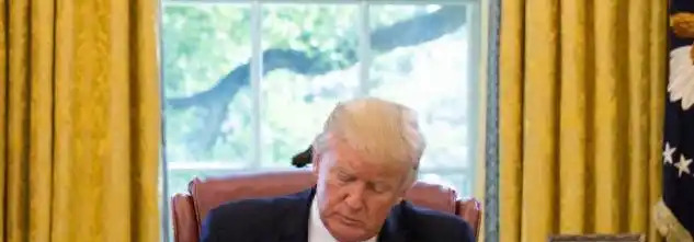金正恩不理特朗普，信都拒收了











**第一段：**




