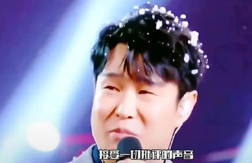 小沈阳在沈阳开演唱会失败了。
为什么呢
第一，没有人脉，离开赵本山
团队是一个最