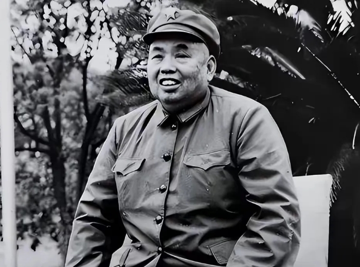 1979年，许世友儿子因严重违反军纪被中央下令抓捕，他听说后竟勃然大怒，放话道：