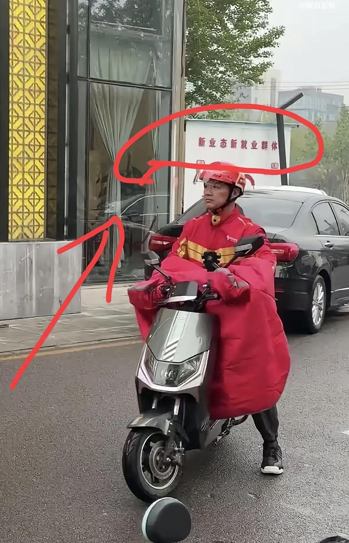 强哥送外卖这件事，我觉得很多人应该反省一下了，尤其是以下几点：第一，为什么他能够