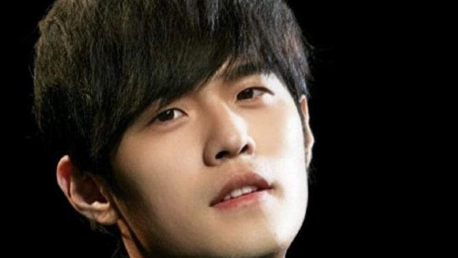 燃趣对决！周杰伦1: 2不敌吴尊，网球跨界比拼