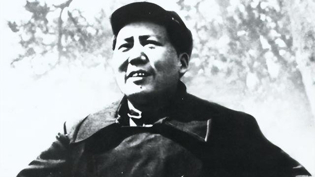 55年授衔时，毛主席流泪道：若是他还在，我们毛家可能会出个将军