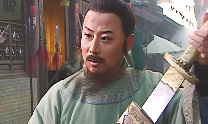 四大名著里，红楼梦写得最好，三国演义最差！红楼梦就是再不好看，也是100%的第一