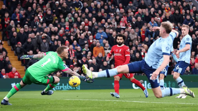 球王传承，萨拉赫成英超史上独一无二的