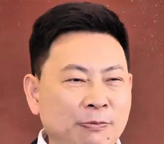 华为在高端车市的主导地位毋庸置疑。

4月16日发布会现场，华为常务董事余承