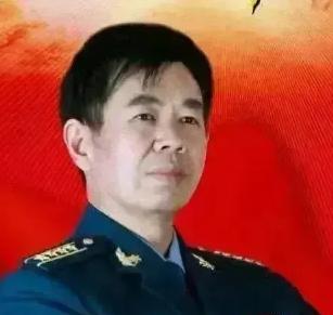 [微风]美国你越怕它，它越嚣张！戴旭曾提醒面对美国挑衅时，绝不能软弱处理，他直言
