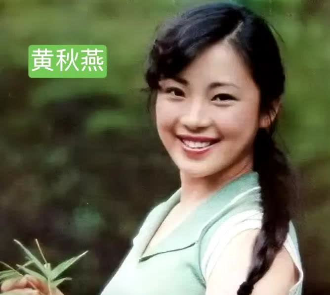 李连杰前妻黄秋燕和现任利智，一个比一个漂亮，四个女儿怎么都遗传了爸爸的基因。长相
