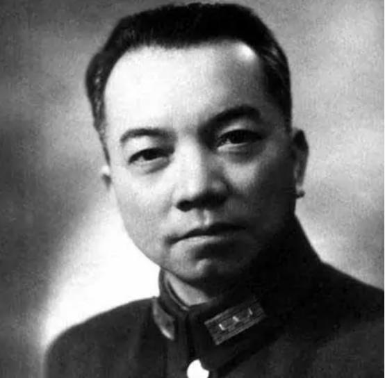 李济深被毛主席提名为副主席，柳亚子直言：难道忘记他的历史了吗
【1949年9月2