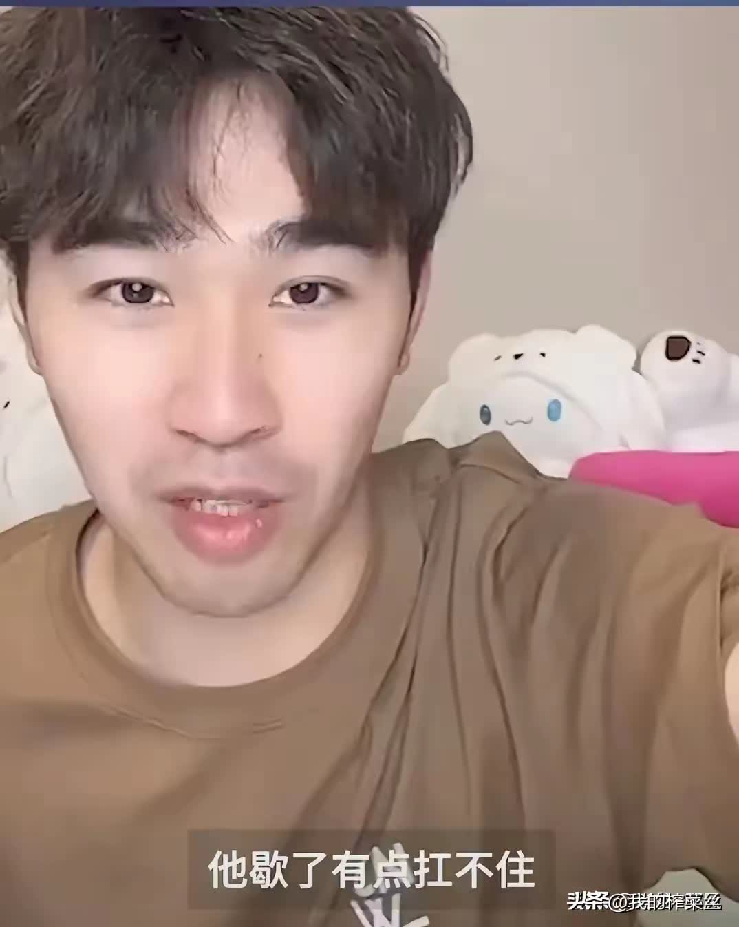 莎莎真的太让粉丝心疼了，教练组不敢让她休息，究其原因，是怕女队少了她就撑不起来。
