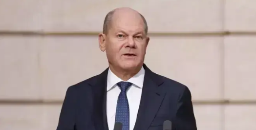 大家看到了吗？美国为什么那么看不起欧盟，原因就是欧盟成员国之间各怀鬼胎，一点都不