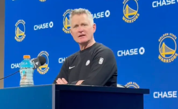 NBA常规赛，勇士击败雄鹿。
赛后勇士主帅史蒂夫-科尔接受了记者采访，科尔表示，