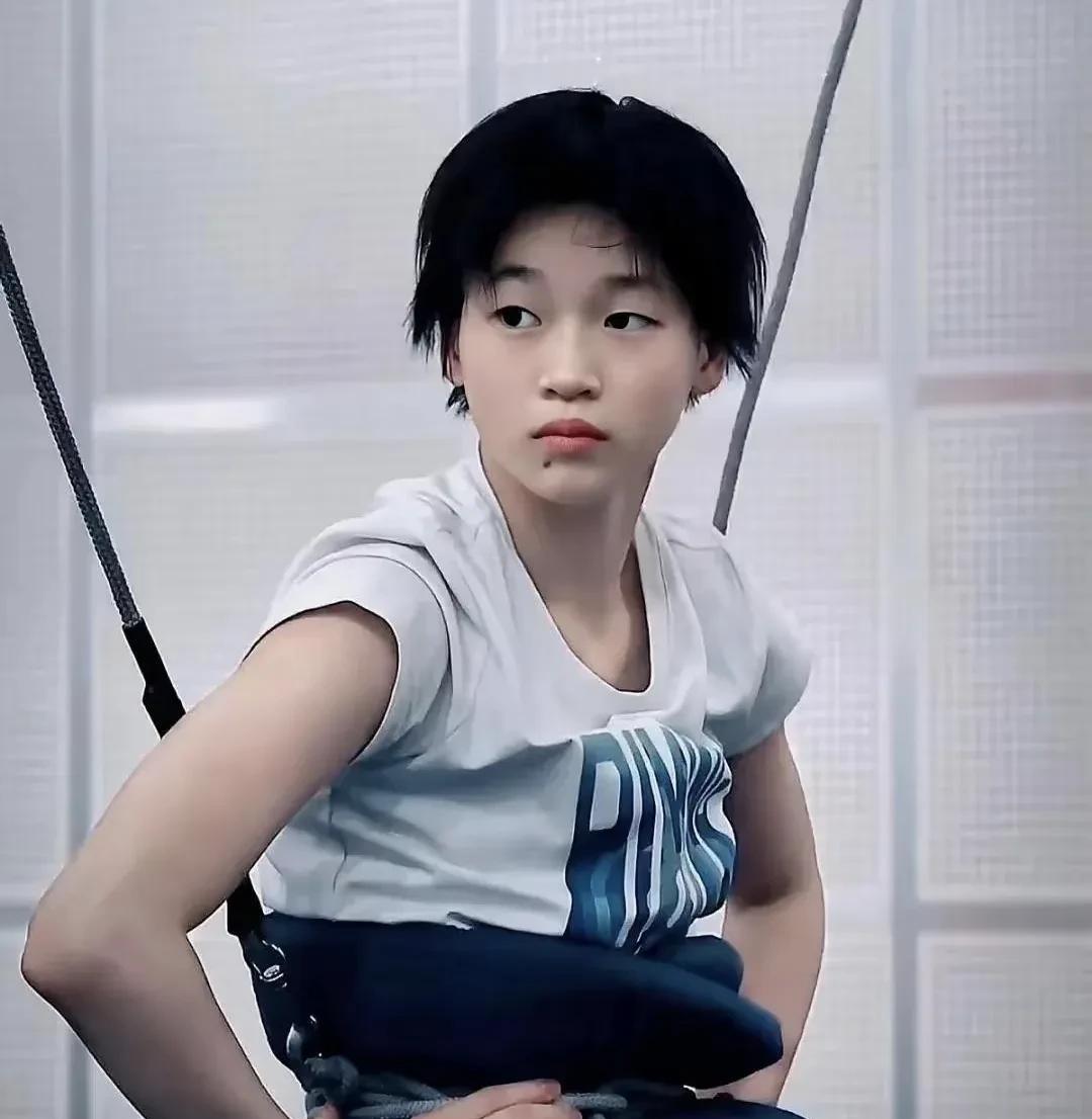 说心里话
全红婵她之所以这么受大家喜欢，从来都不是靠颜值，她靠的是实力，小小年纪