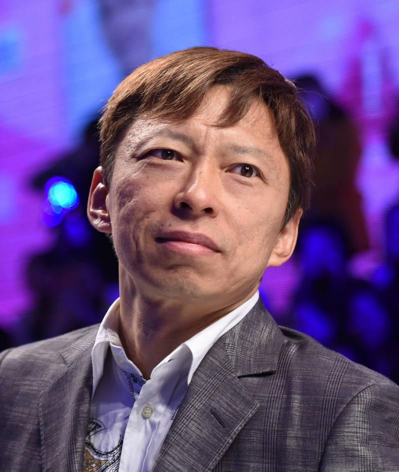 张朝阳说过：
“人活着就应该折腾，
如果你不折腾的话，
你活着干嘛？”
天行健，