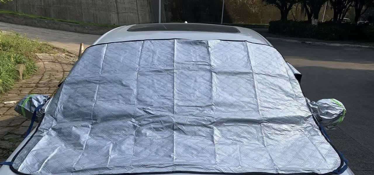 是不是人们潜意识里都觉得：自驾游最好还是选择越野车或者suv ，特别是去新疆，3