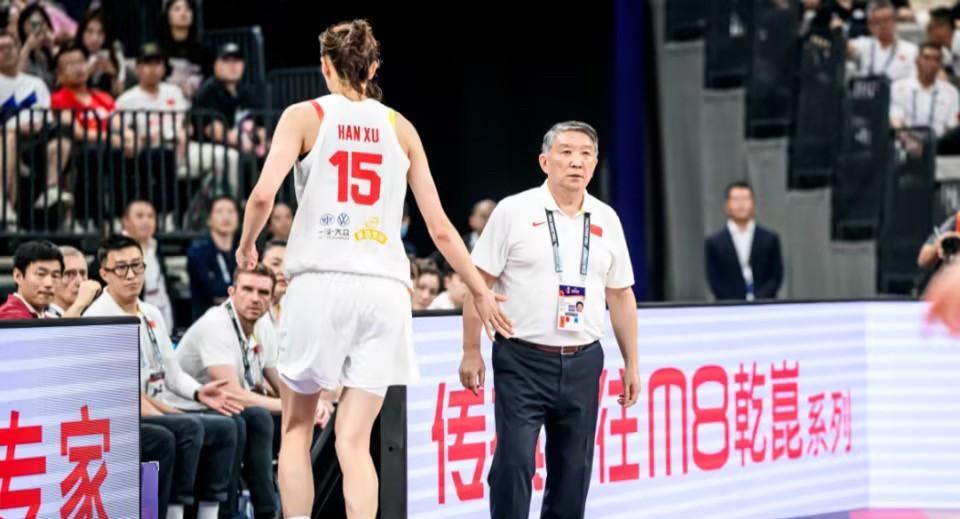男篮男足不行，女篮也开始被蔓延了？
昨晚女篮亚洲杯半决赛中国81比90不敌日本，