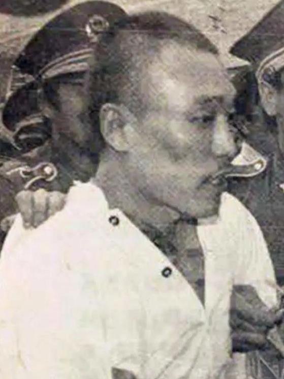 1988年，身为“山西贼王”的王彦青因为死刑即将步入刑场，可就在这时，他突然高声
