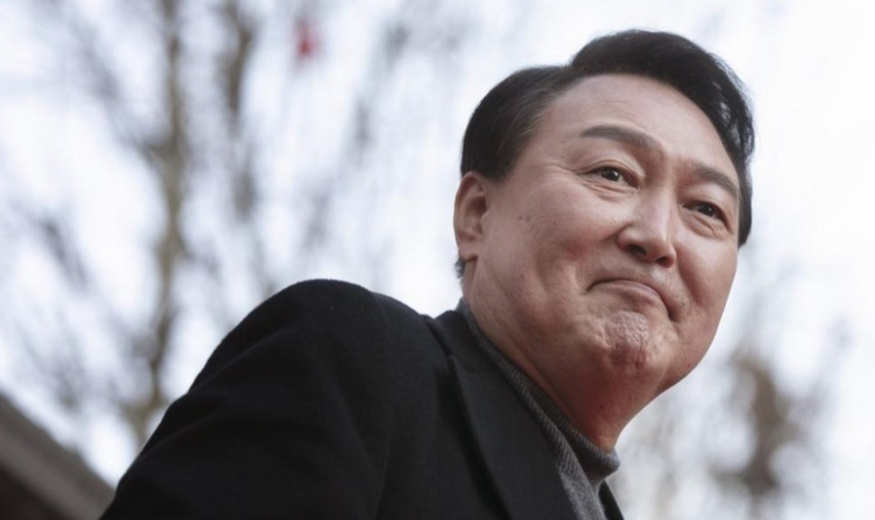 李在明先斩后奏，尹锡悦被折磨得奄奄一息，却等来了个最坏的消息。



韩国政坛的