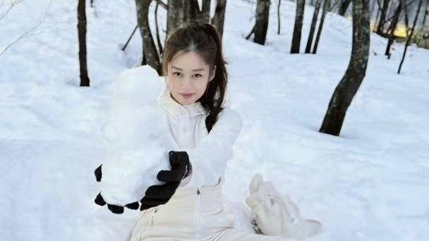 TVB离巢花旦晒近况！