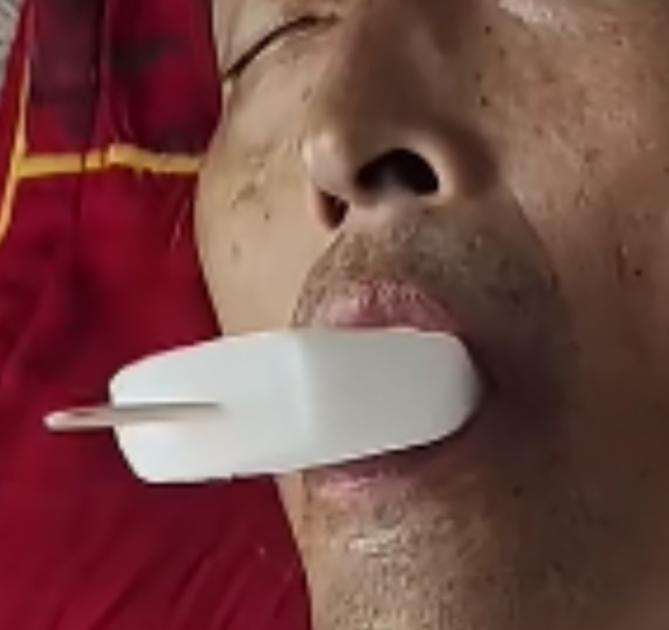 “泪目了！”丈夫胃癌晚期，多日无法进食，剧烈的疼痛让他形容胃里如同火烧。在生命最