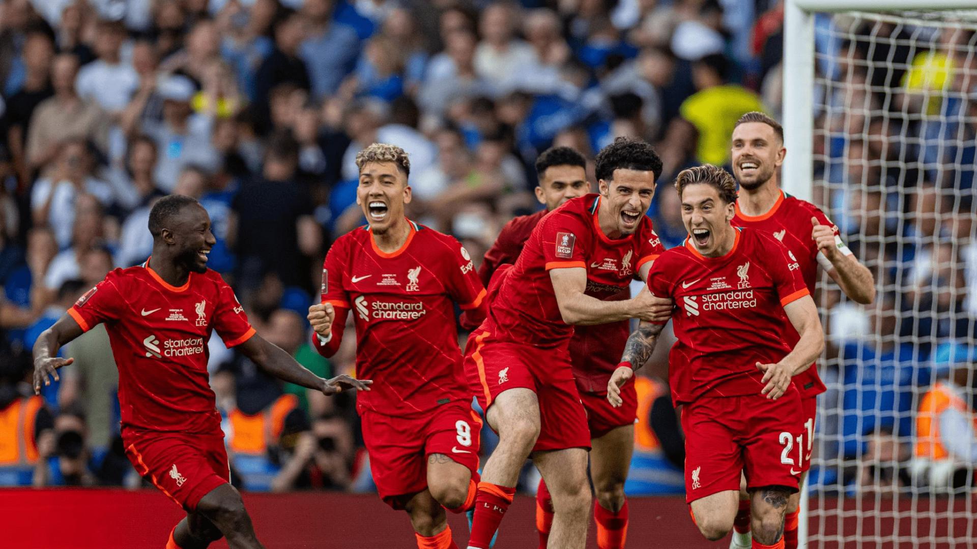 阿森纳对阵托特纳姆热刺：北伦敦德比焦点战，枪手与热刺在酋长球场展开激战