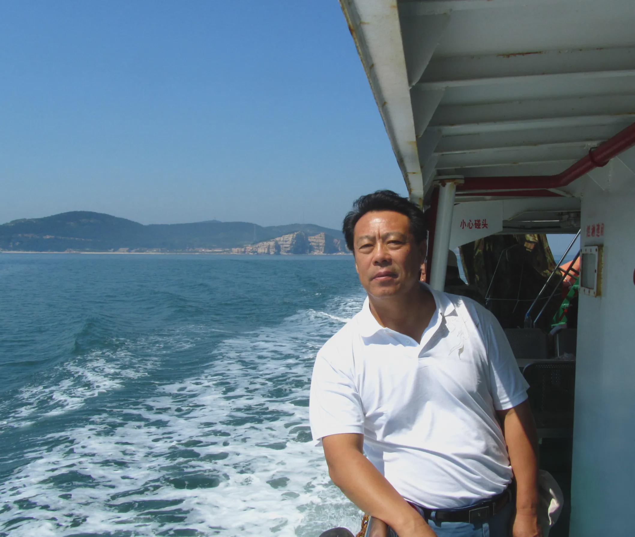 退休之后，我给自己定下了一个目标：寻觅真爱，携手挚爱共度余生，圆满人生旅程。
