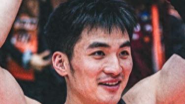 山东大胜！于德豪12分钟高效砍下10分，赛后霸气回应