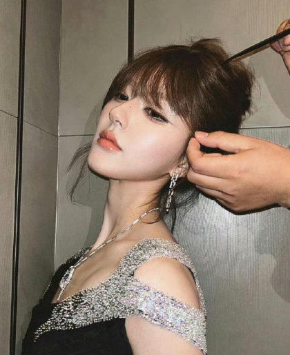 赵露思在ins上的营业 这就是她外网比较火的原因吗？ 