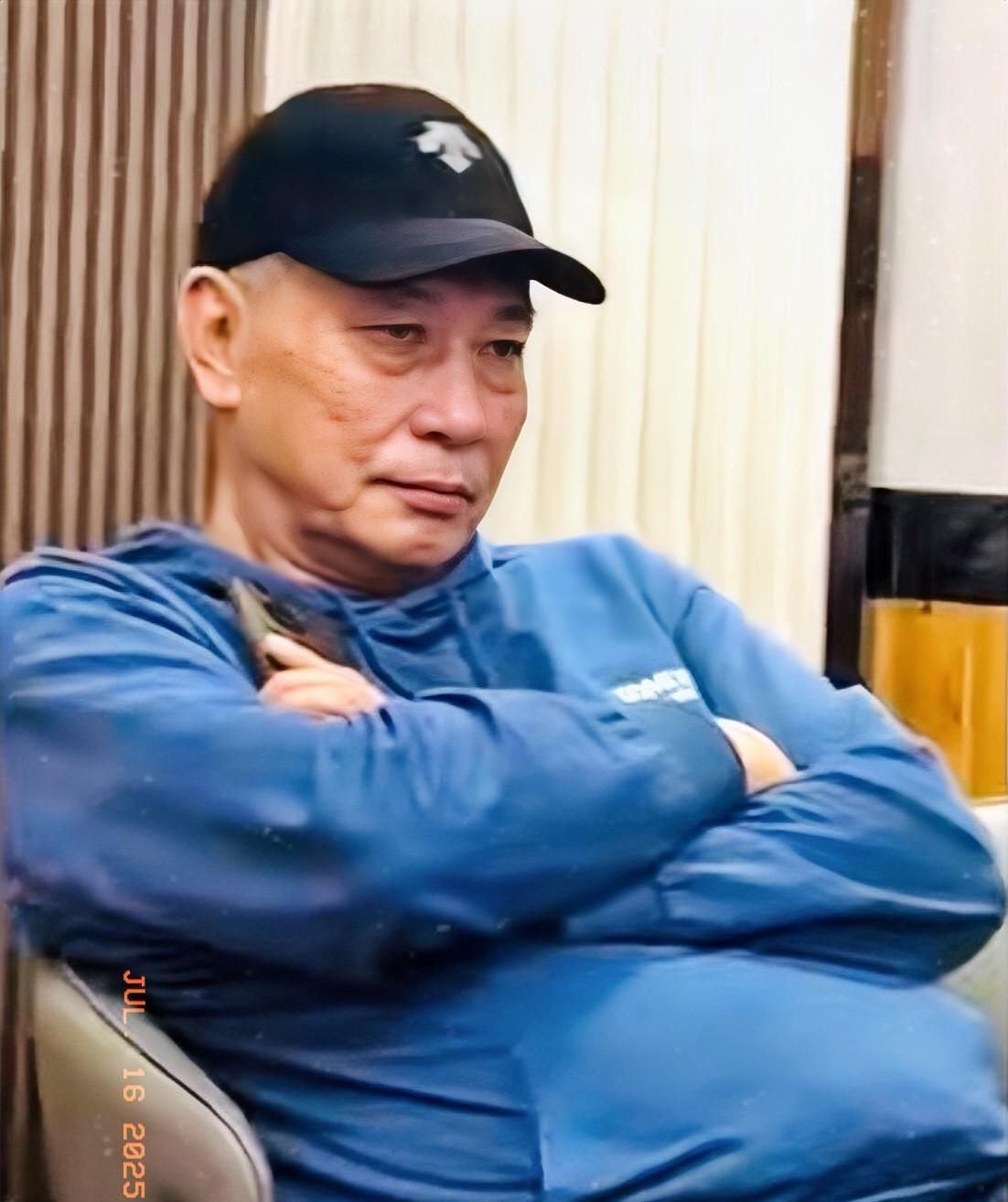 若评选中国足球历史上的重炮手，黄向东绝对是绕不过的一个名字。
八十年代初期的国足