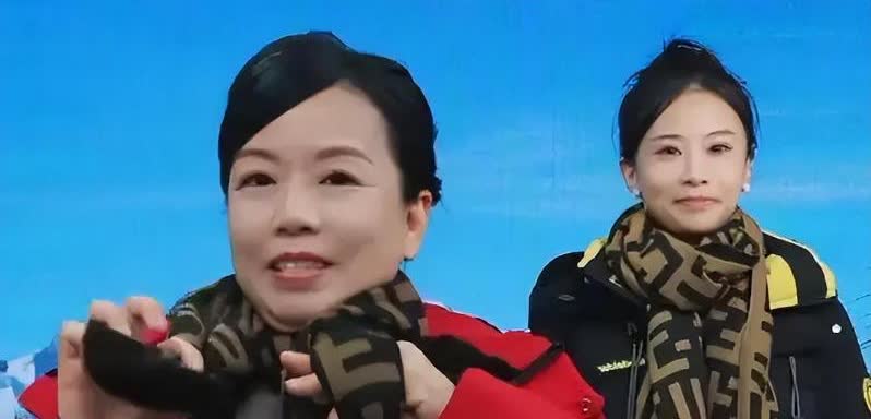看了李圣的直播，才知道许敏没有赢了果儿的原因！
李圣直播，谈到果儿以及她的家庭