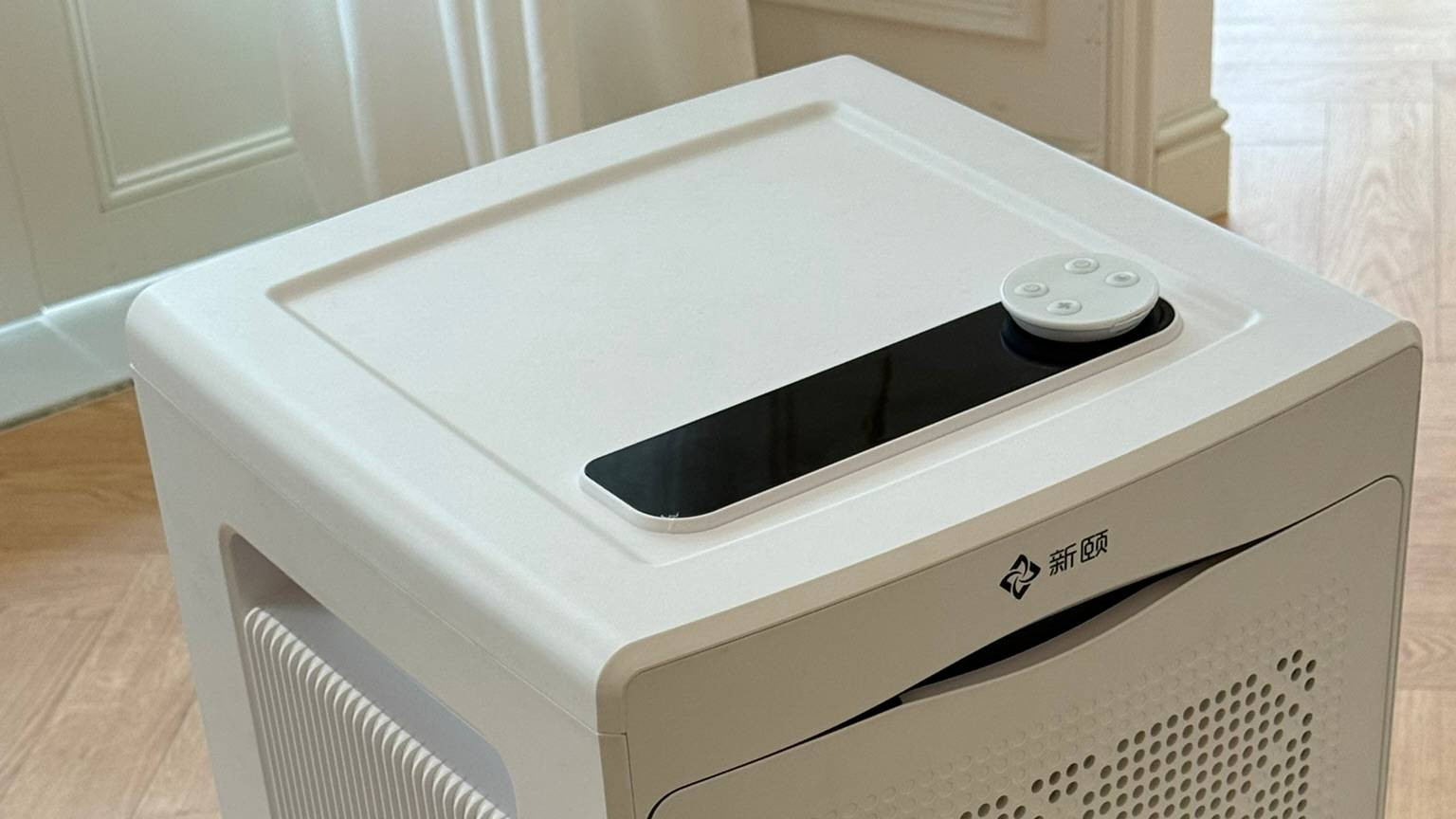 新家装修急住除甲醛：新颐空间大师A8急速去除装修污染物