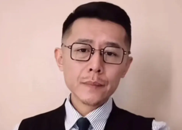 有一位96年的姑娘和大冰连线，她快要和男朋友步入婚姻殿堂了，打算首付10万贷款买