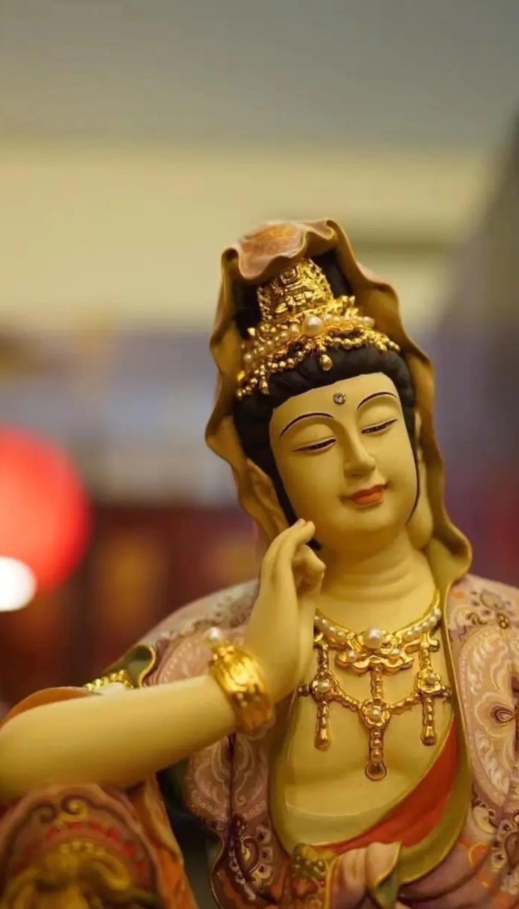 当我们能够不去分别不执着时，我们所看到的世界才是它本来的样子，看到了一个真实的世