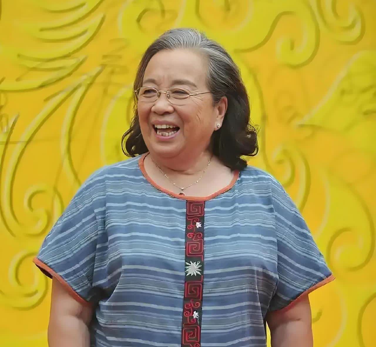 很多人不知道，李明启老师有一位非常出色的儿子，他就是著名的大律师王隽。

王