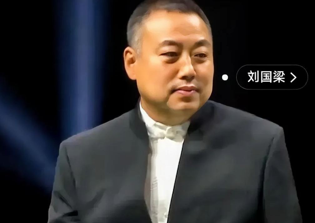 刘国梁在乒乓界那可是传奇般的存在。球员时期战功赫赫，退役后当教练更是带领国乒称霸