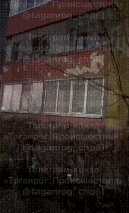 当地时间4月1日凌晨，俄罗斯多地再遭乌克兰无人机袭击，库尔斯克、罗斯托夫和别尔哥