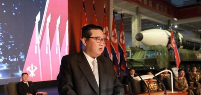 朝鲜真正敌人是谁











朝鲜最大的敌人是谁？金正恩说是战争本身。