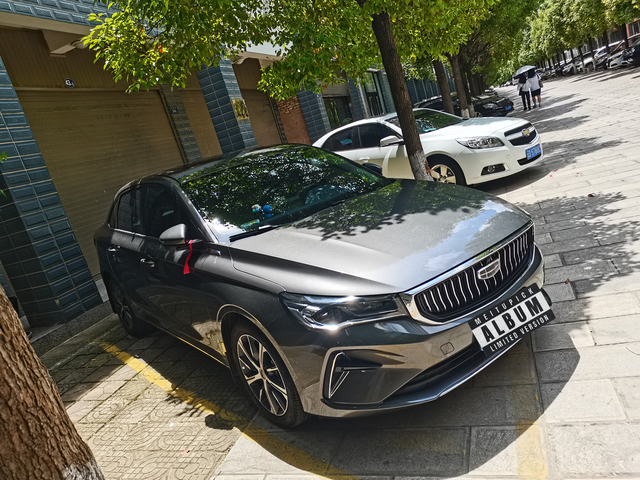 买车后遗症
一到周末就两天不动车