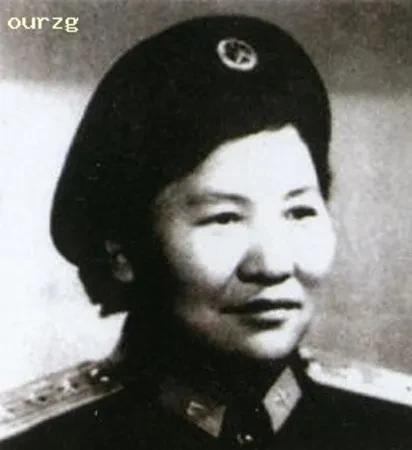 权卫华（1919-2002） 一位经历过长征严峻考验的红军女战士，也是新中国建设