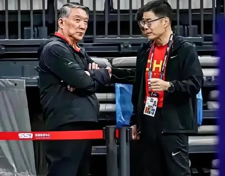 想想，如果姚明还在位，这次女篮的“失败”，他会遭受多大的舆论压力。

而这次
