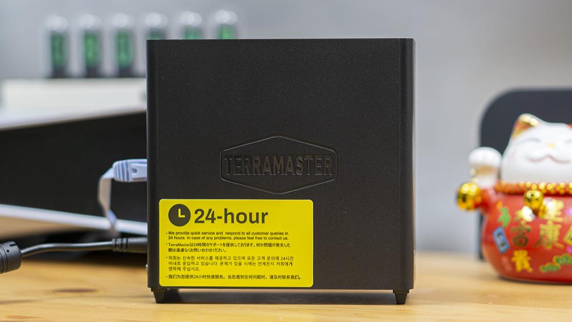 拒绝2TB的iPhone 17 PM，因为我有更好的扩容方案！铁威马F4 SSD实测