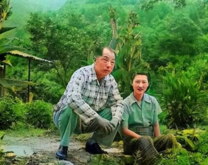 1962年，看守张学良25年之久的特务队长刘乙光，终于要被调离了。得知这个消息，