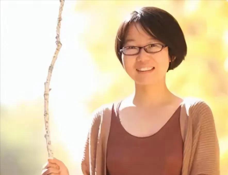 李娟说，过的不好是常态，过的不好真的是常态。这是人的本性，不可能过得好的，因为人