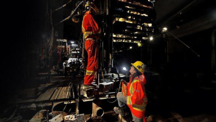 加拿大萨德伯里设生物采矿研究设施，推动矿山废料回收技术