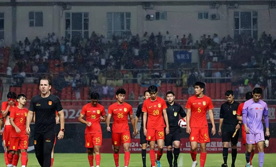 中国足球冲击2026年美加墨世界杯的征程，从2019年就已悄然启动。当年，扬科维