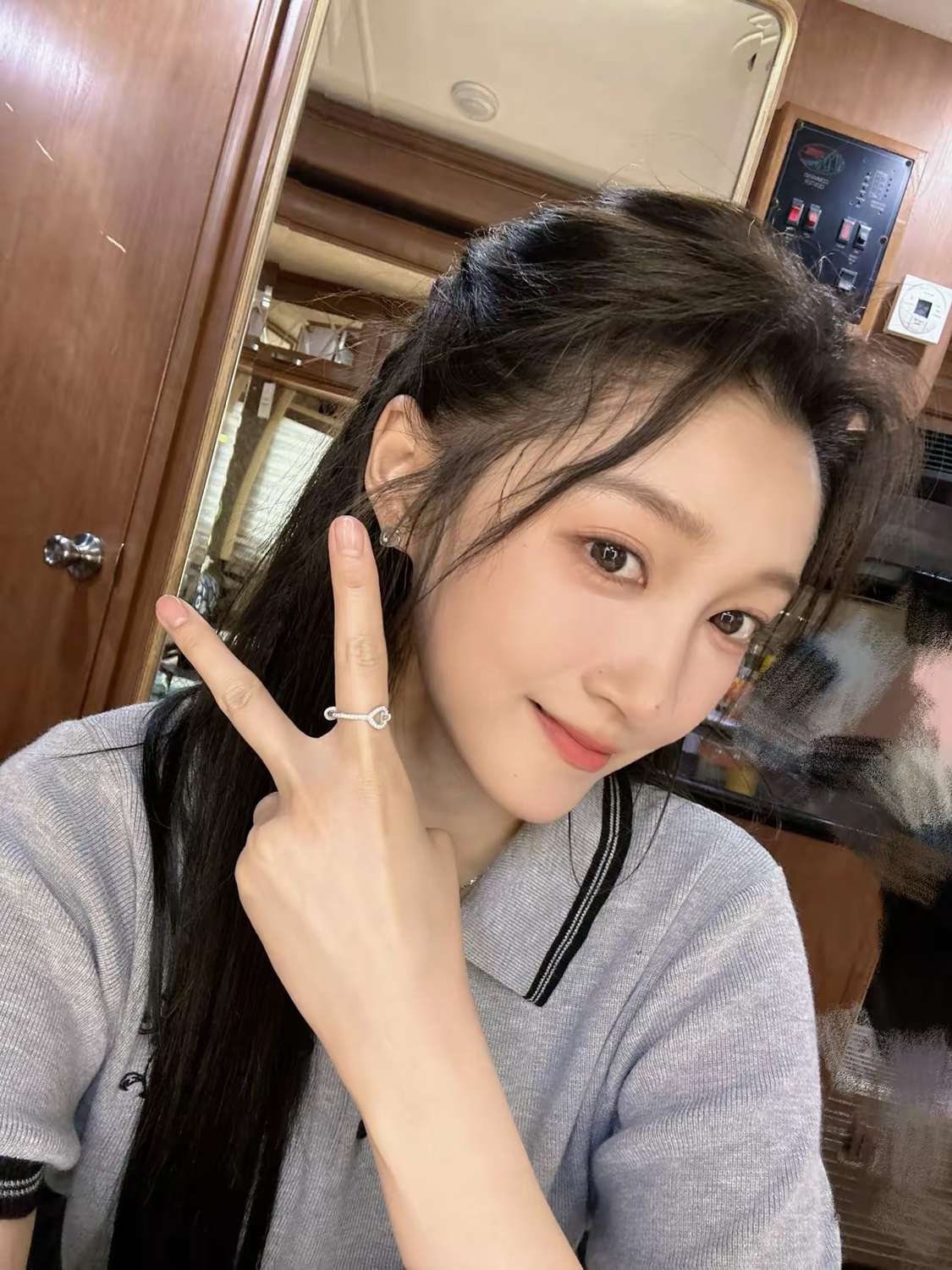 23岁没结婚的表妹，有相中的吗？