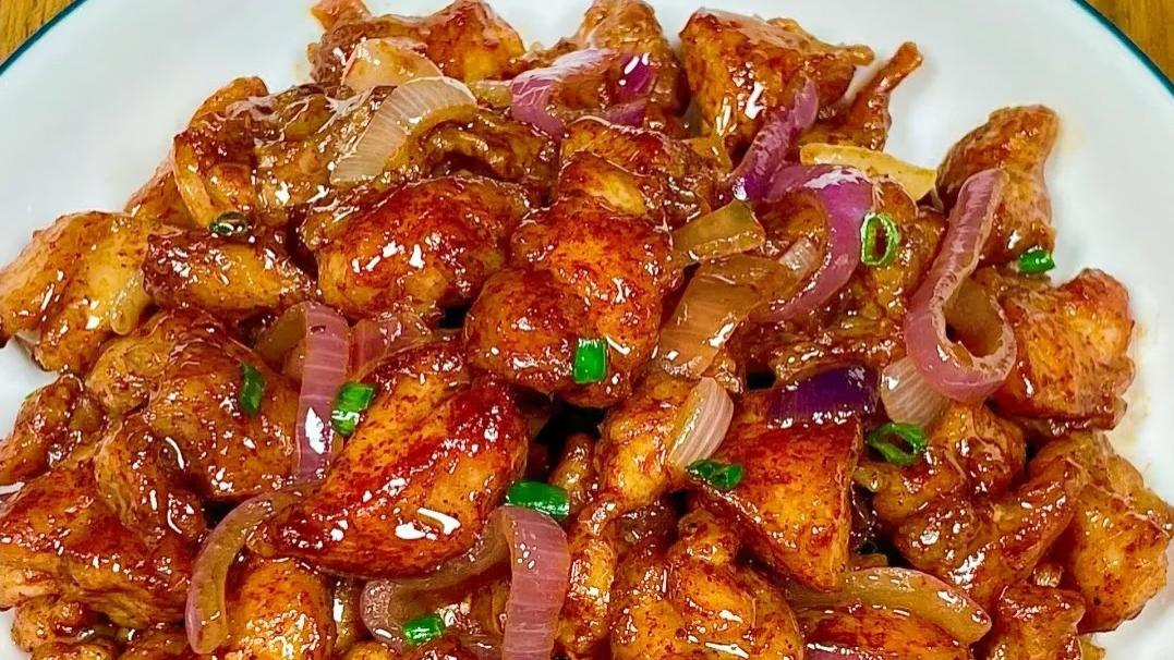 洋葱炒鸡腿肉