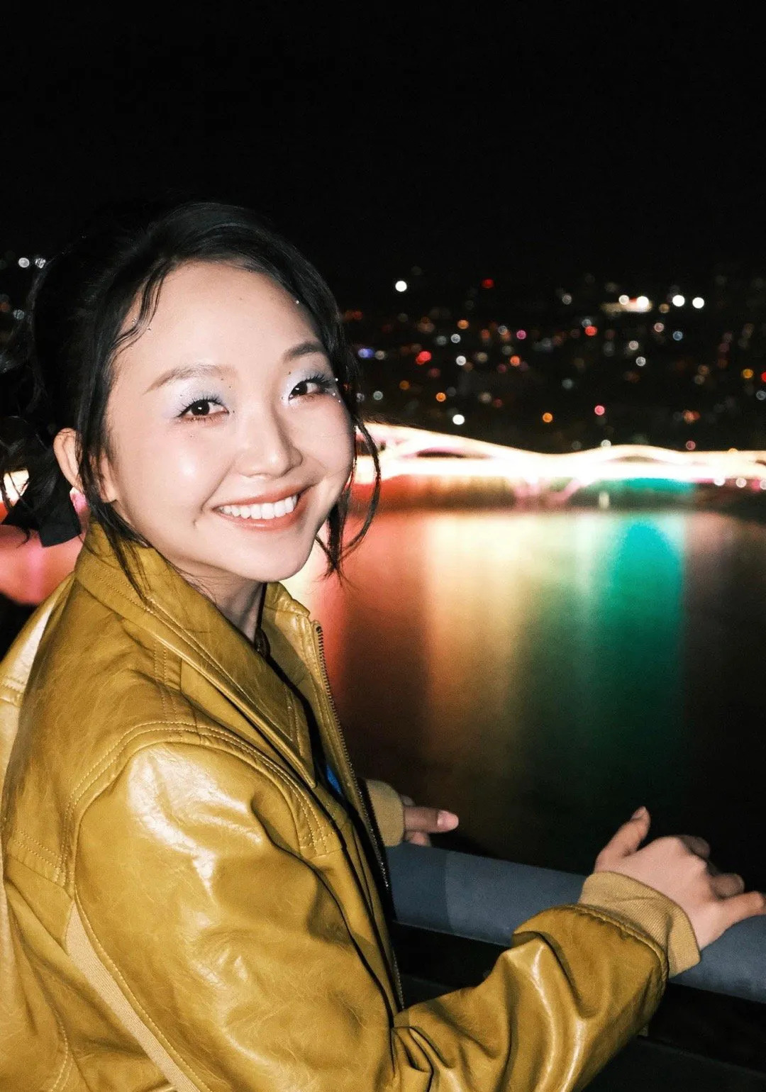 辣目洋子单眼皮女生也能很美











辣目洋子，一个娱乐圈的单眼皮女